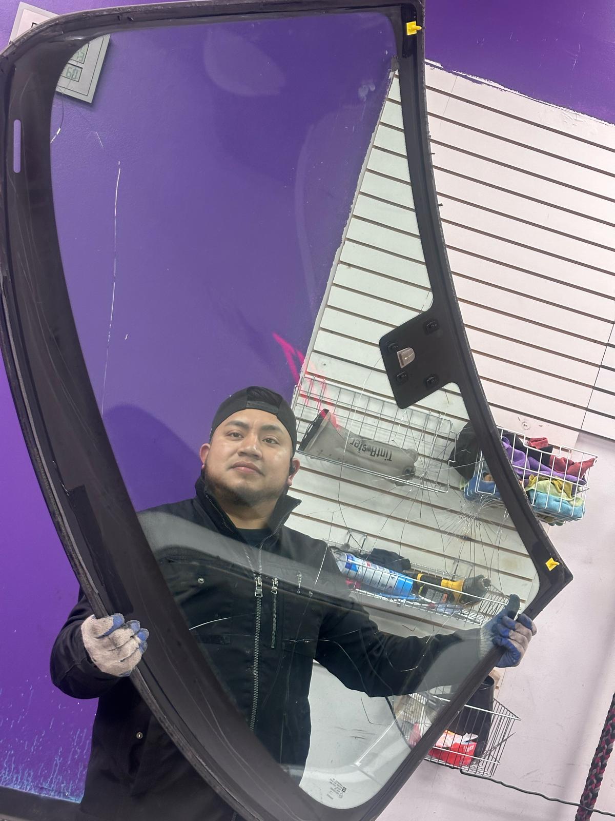 WINDSHIELD REPLACEMENT